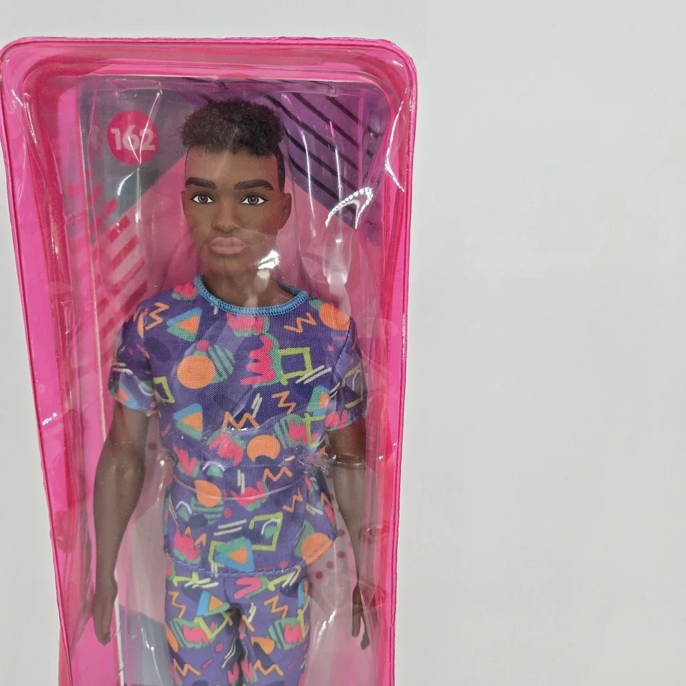 2020 FASHIONISTA KEN #162 WITH ROOTED HAIR 12
